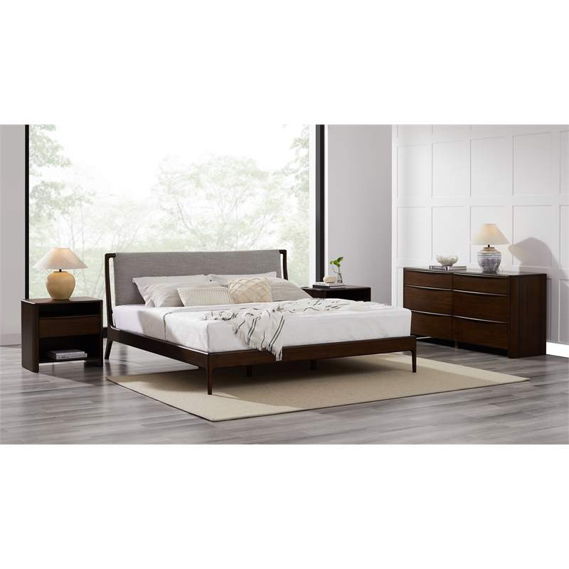 Maklaine Queen Platform Bed in Coffee Finish