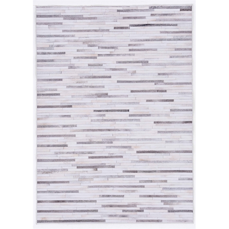Laysan Home Transitional Woven Polyester 5'x7' Rug in Gray