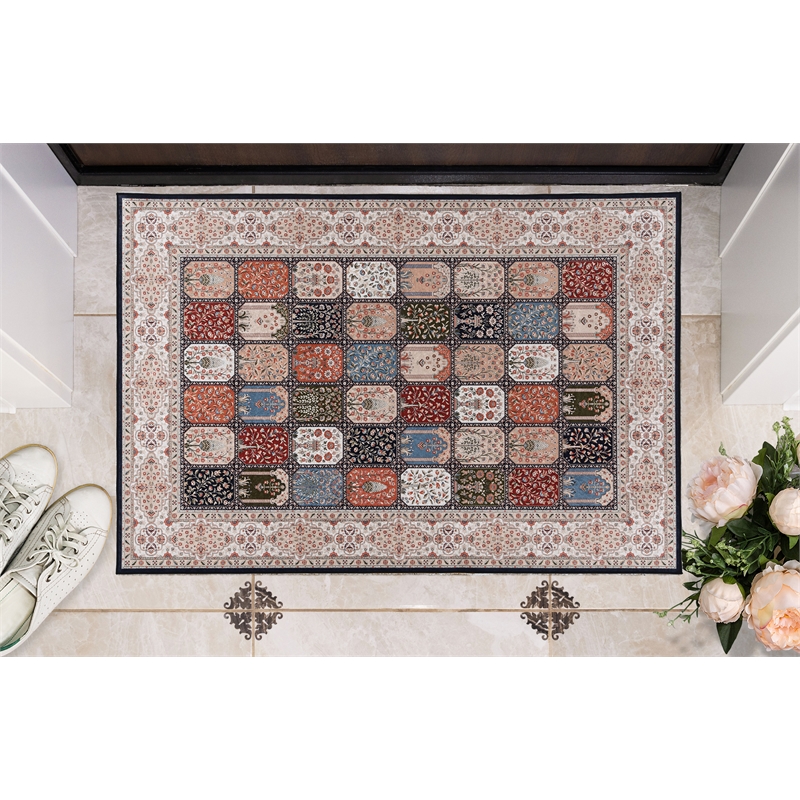Laysan Home Traditional Woven Polyester 2'2