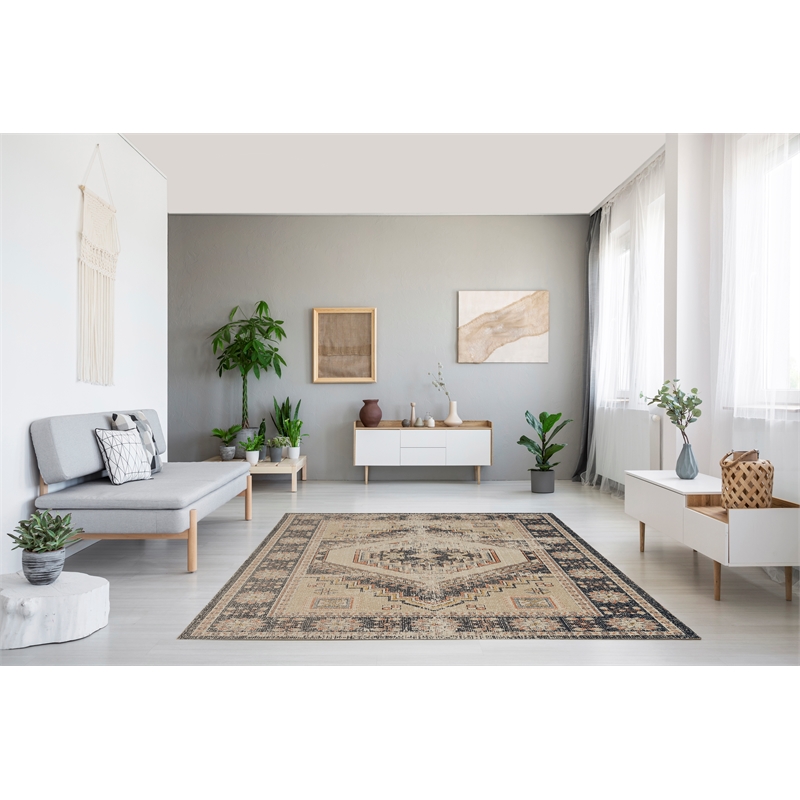 Laysan Home Traditional Machine Made Polyester 8'x10' Rug in Ivory