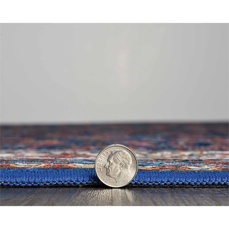 Laysan Home Traditional Woven Polyester 5'x7' Rectangle Rug in Blue and Ivory