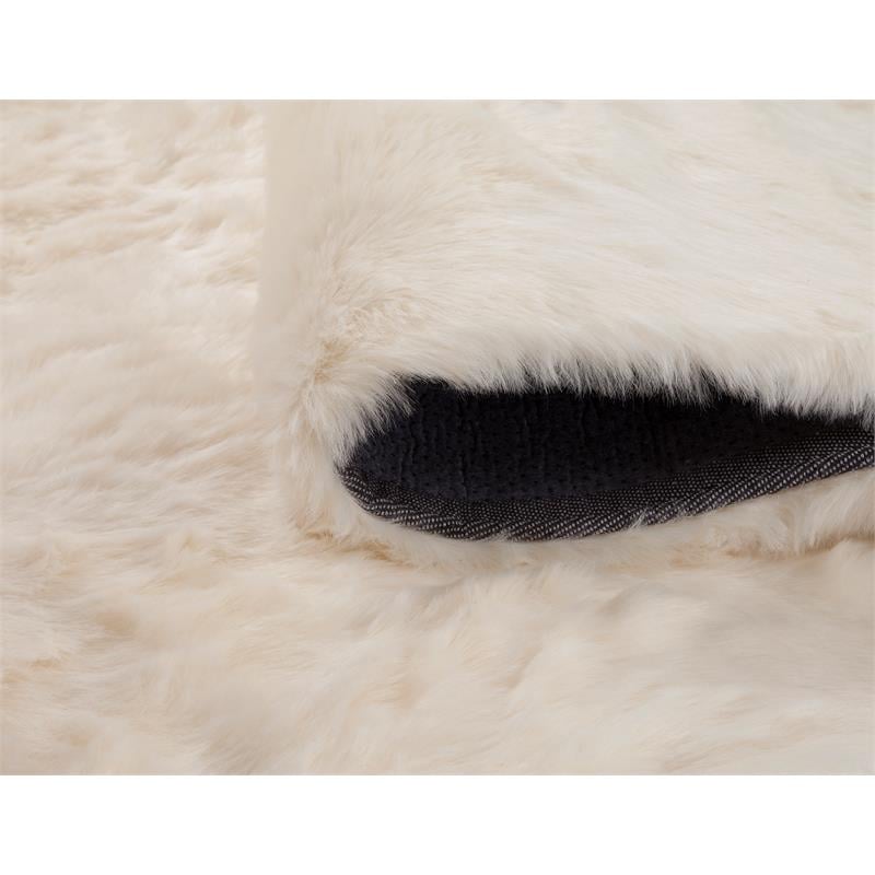 Abacasa Mink Ivory Acrylic and Polyester Faux Fur Area Rug