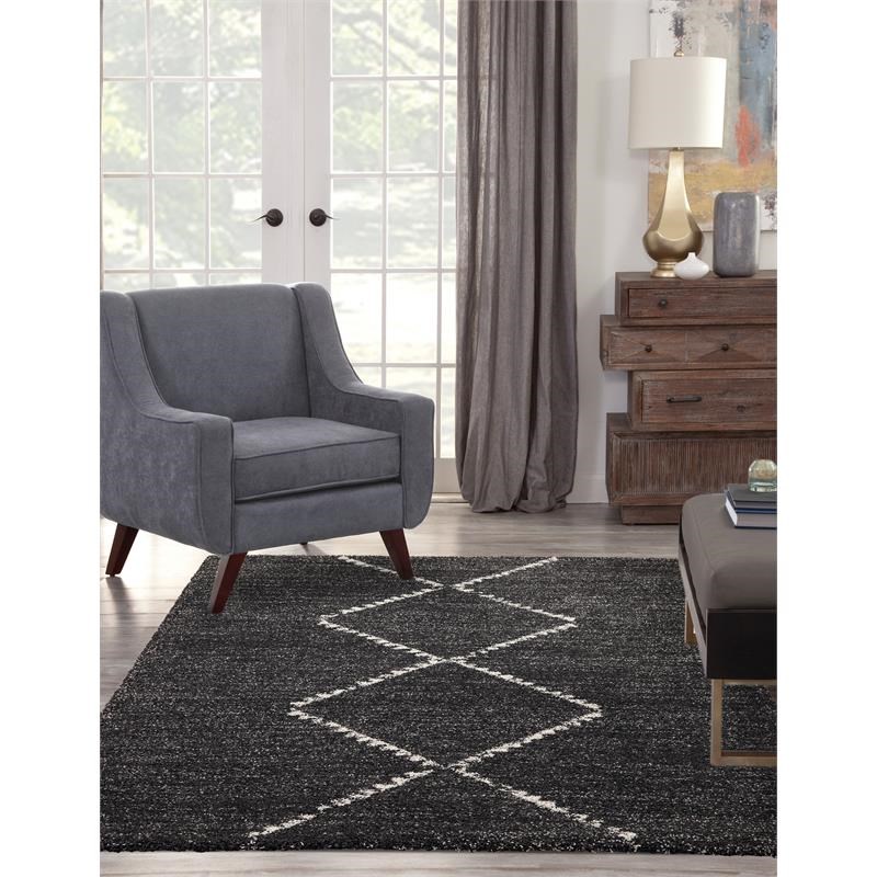 Granada Asher Olefin Shag Black/ Ivory Argyle Area Rug