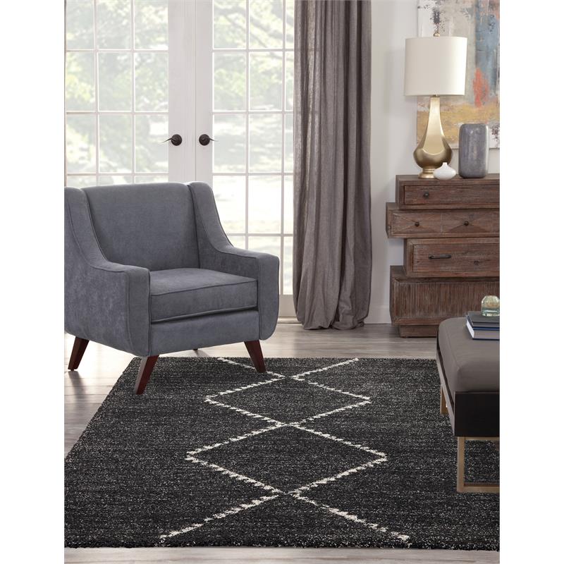 Granada Asher Olefin Shag Black/ Ivory Argyle Area Rug