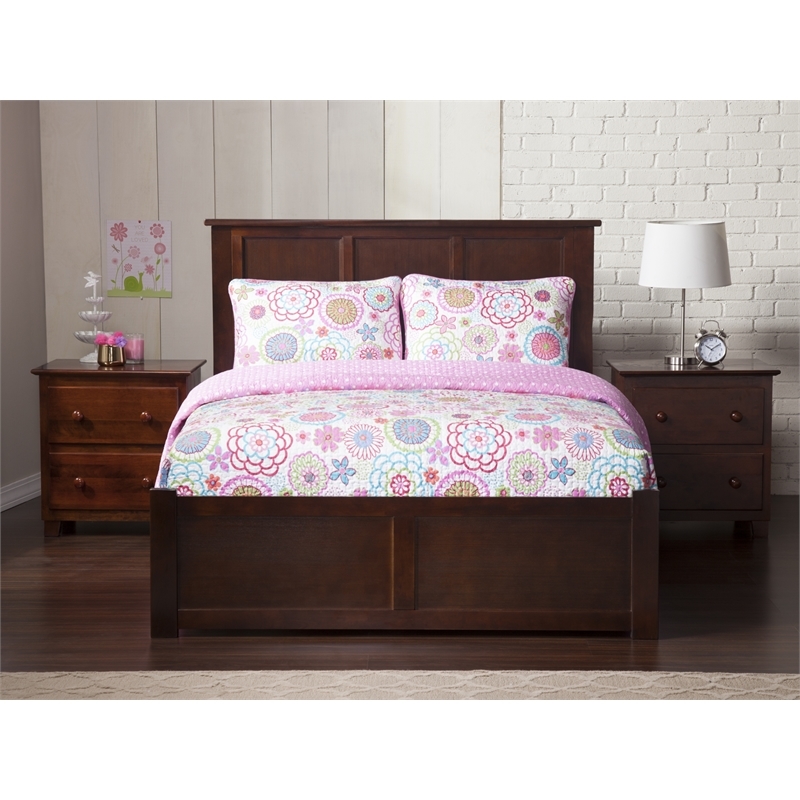 Leo & Lacey Queen Wood Platform Bed with Footboard and Storage Drawers in Walnut