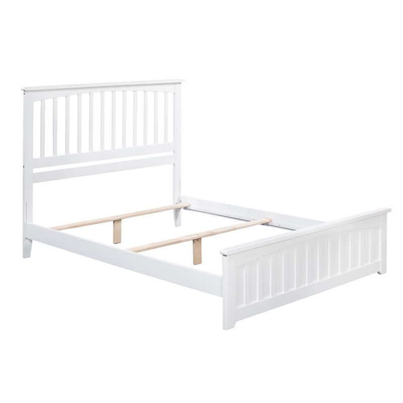 Leo & Lacey Queen Wood Foundation Bed with Matching Footboard in White