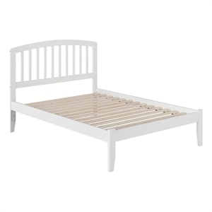 Leo & Lacey Contemporary Full Solid Wood Platform Bed in White
