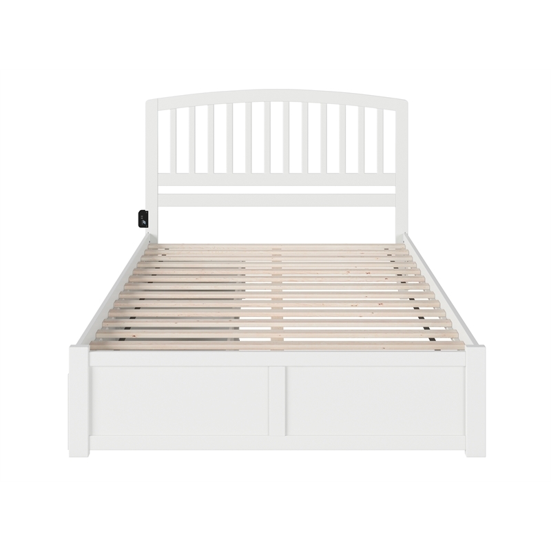 Leo & Lacey Queen Wood Platform Bed with Footboard and Storage Drawers in White