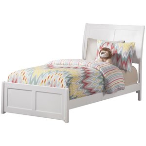 Leo & Lacey Twin Wood Foundation Bed Frame with Matching Footboard White