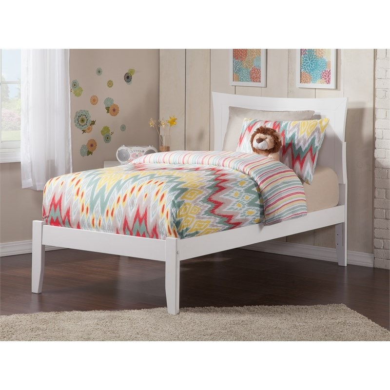 Leo & Lacey Solid Wood Twin XL Platform Bed with USB Charging Station in White