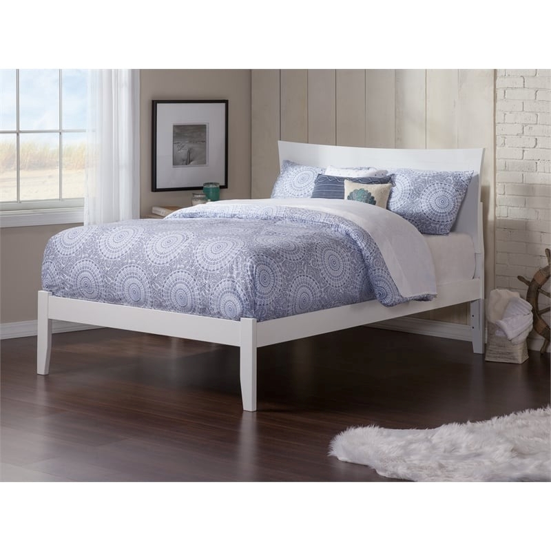 Leo & Lacey Transitional Solid Wood Full Platform Bed with Charging USB in White