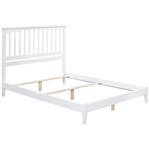 Leo & Lacey Contemporary Full Solid Wood Foundation Bed in White