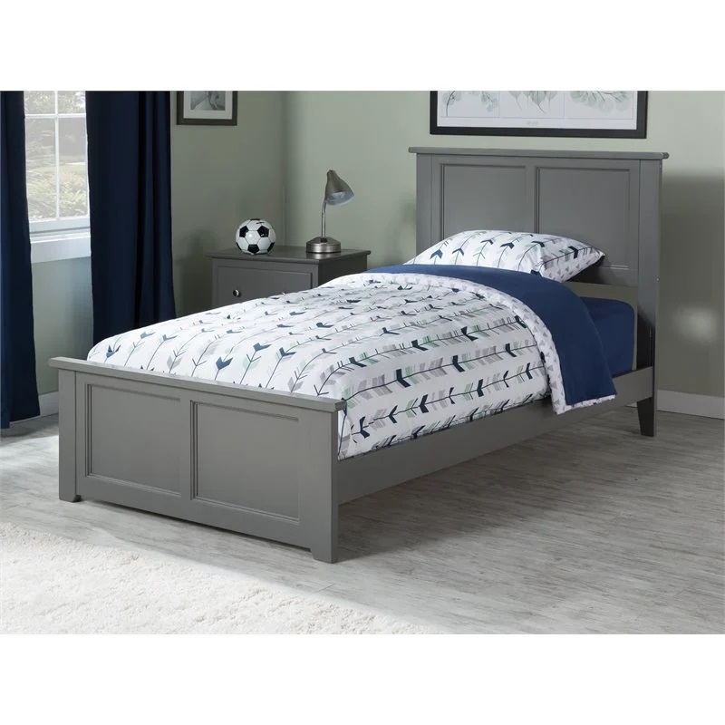 Leo & Lacey Twin Wood Foundation Bed with Matching Footboard in Grey