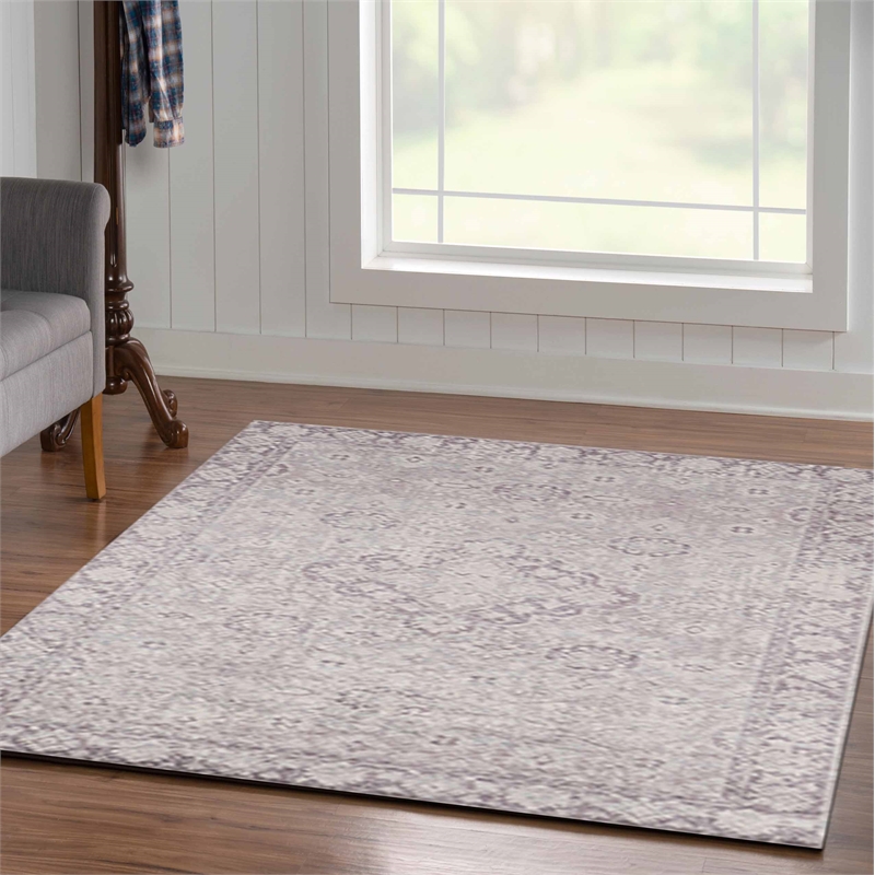 Riverbay Furniture Traditional Woven Polyester 5'x7' Rug in Ivory