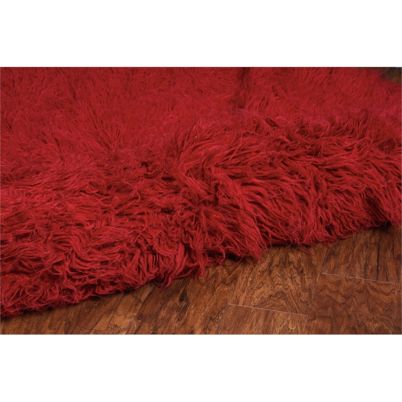 Riverbay Furniture Transitional Flokati Hand Woven Wool 5'x8' Rug in Red