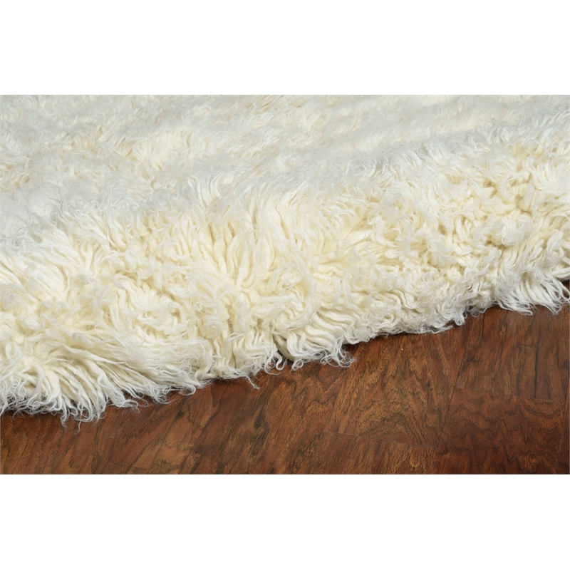 Riverbay Furniture Transitional Flokati Hand Woven Wool 6'x9' Rug in Natural
