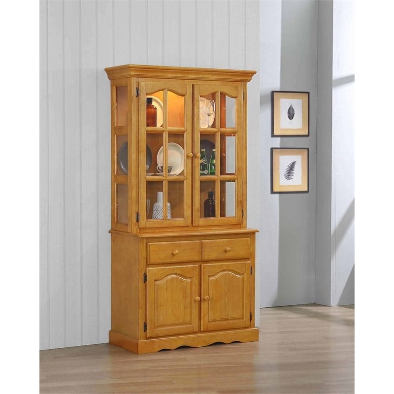 Sunset Trading Oak Selections Wood Keepsake Buffet and Lighted Hutch in Oak