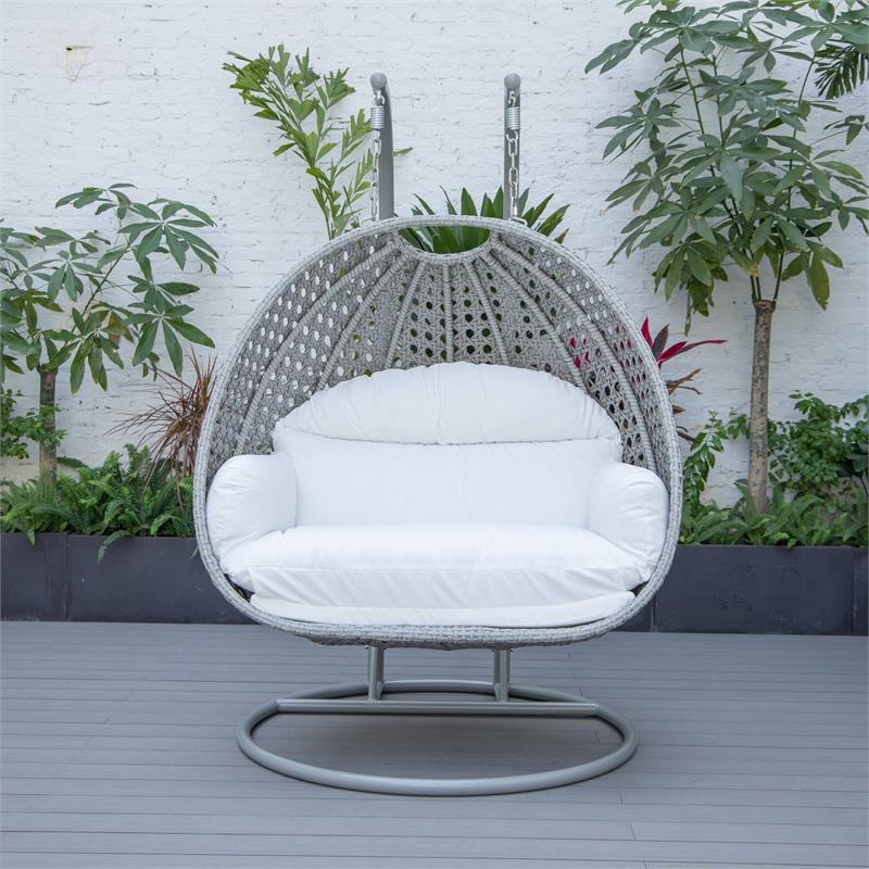 LeisureMod Mendoza Light Gray Wicker Patio Double Swing Chair in White