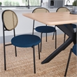 LeisureMod Euston Modern Wicker Dining Chair with Velvet Round Seat in Navy Blue