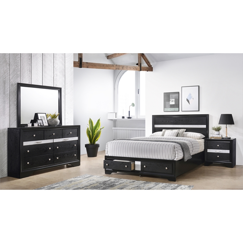 Matrix Traditional Style Queen 4 PC Storage Bedroom Set in Black made with Wood