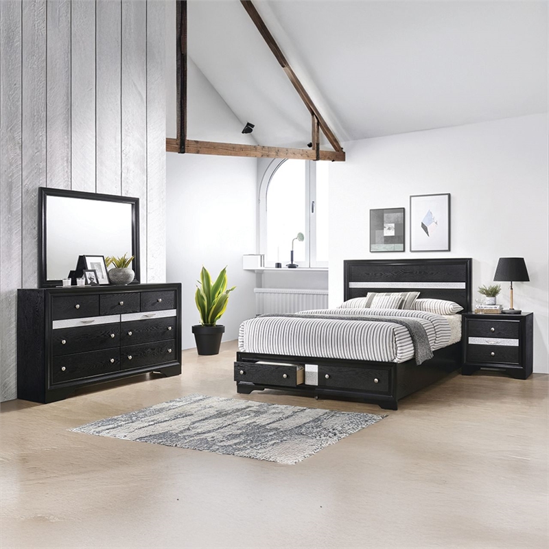 Matrix Traditional Style Queen 4 PC Storage Bedroom Set in Black made with Wood
