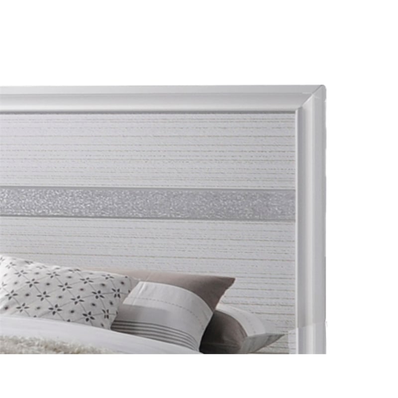 Matrix Traditional Wood King Storage Bed in White