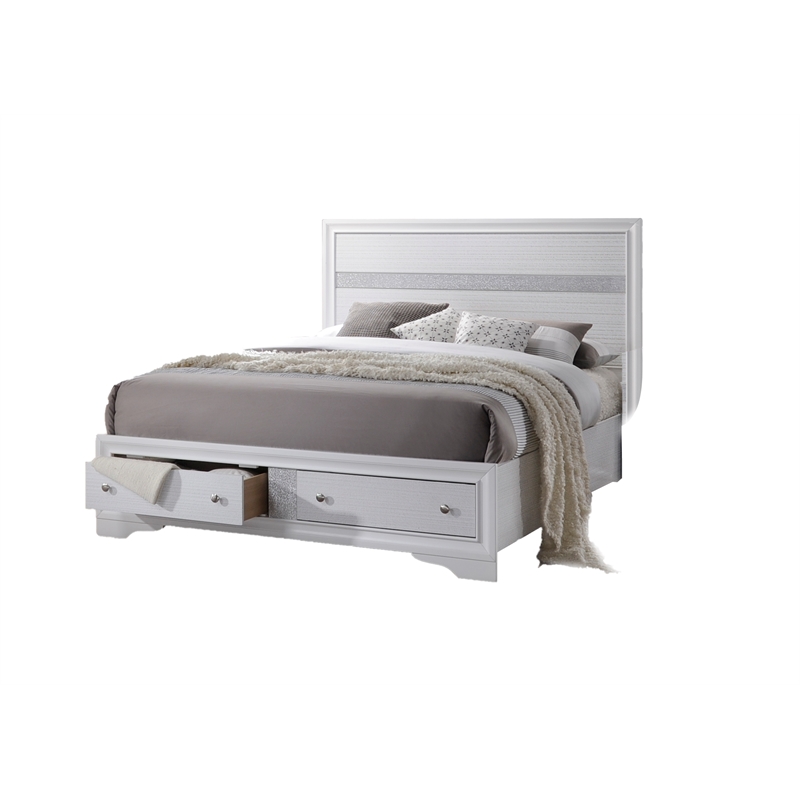 Matrix Traditional Style King 5 PC Storage Bedroom Set in White made with Wood