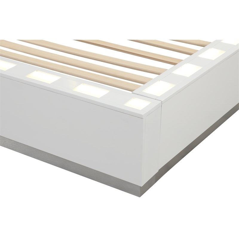 Coco King 4 Pc LED Bedroom Set Made with Wood in Milky White