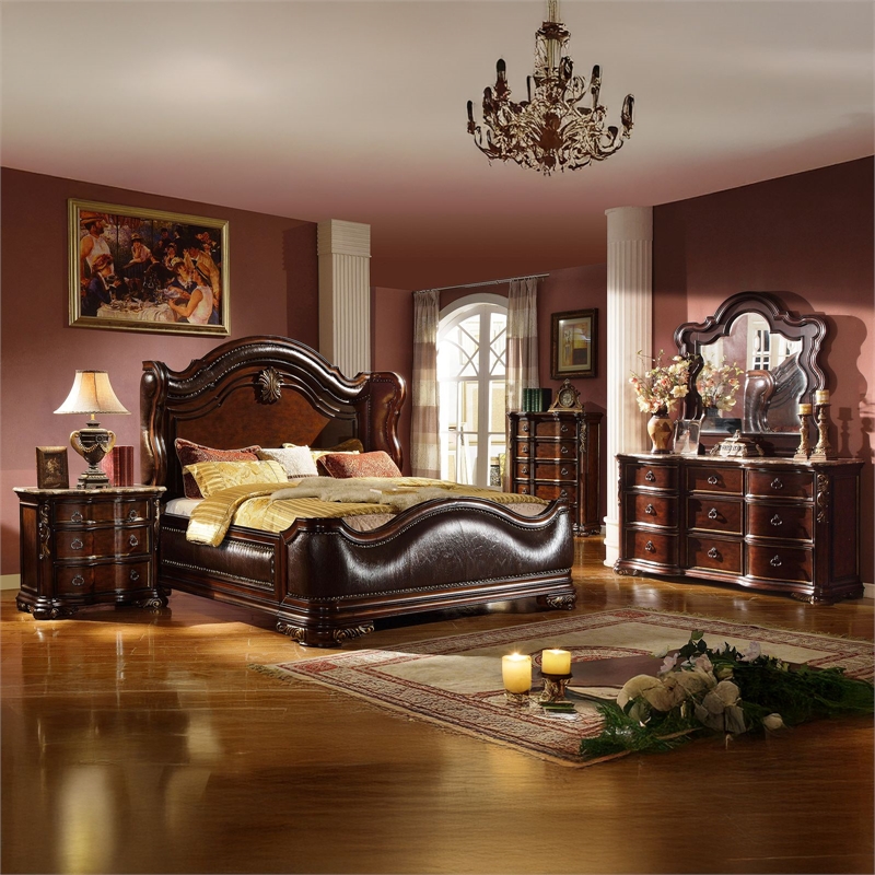 Bella Traditional Style Queen 5 PC Bedroom Set made with Wood in Dark Walnut