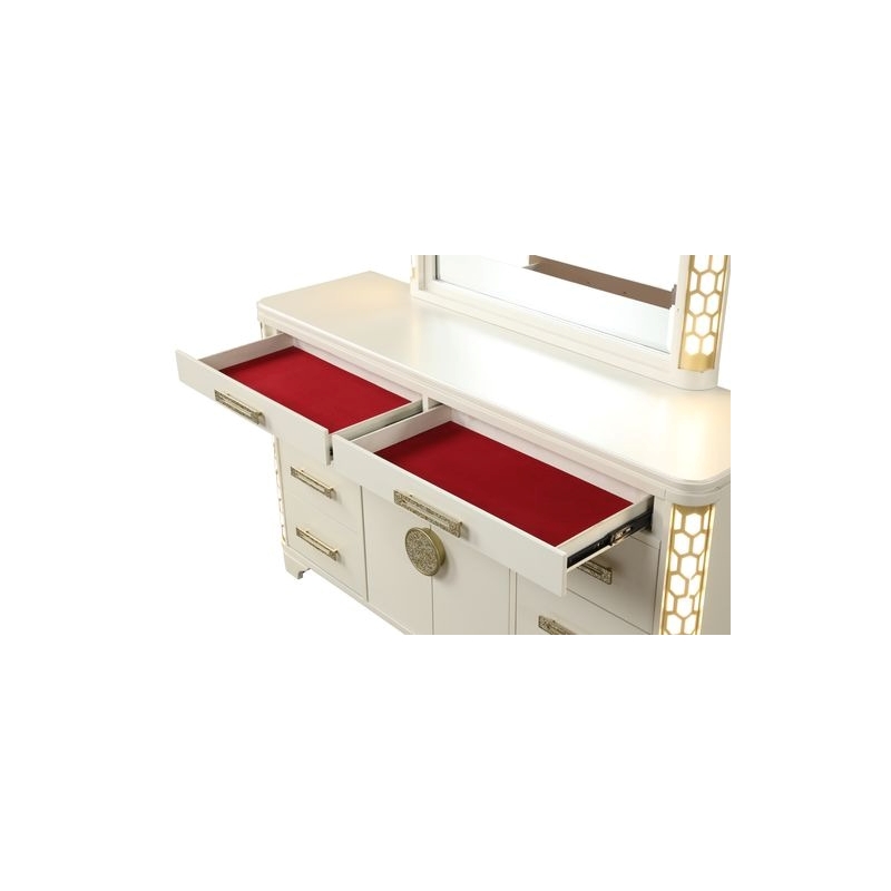 Jasmine Traditional King 4 Pc Unique LED Bedroom Set made with Wood in Beige