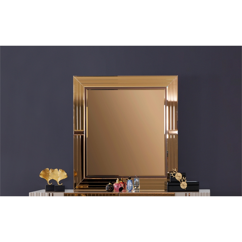 Lorenzo Modern style Mirror made with Wood in Gold Coated Color(Includes Mirror)