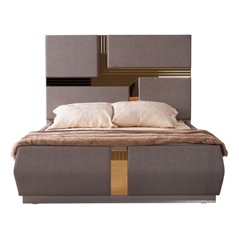 Lorenzo Modern Gold Detailed Tufted King Bed made with Wood in River Sand Gray