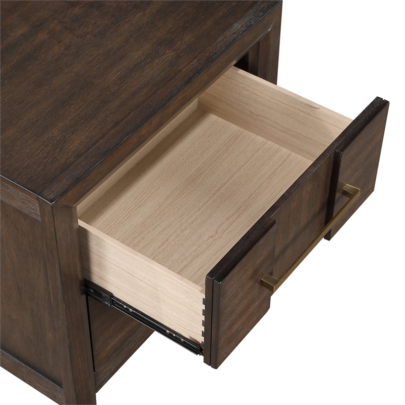 5 PC Queen Modern Bedroom Set made with Wood in Walnut color