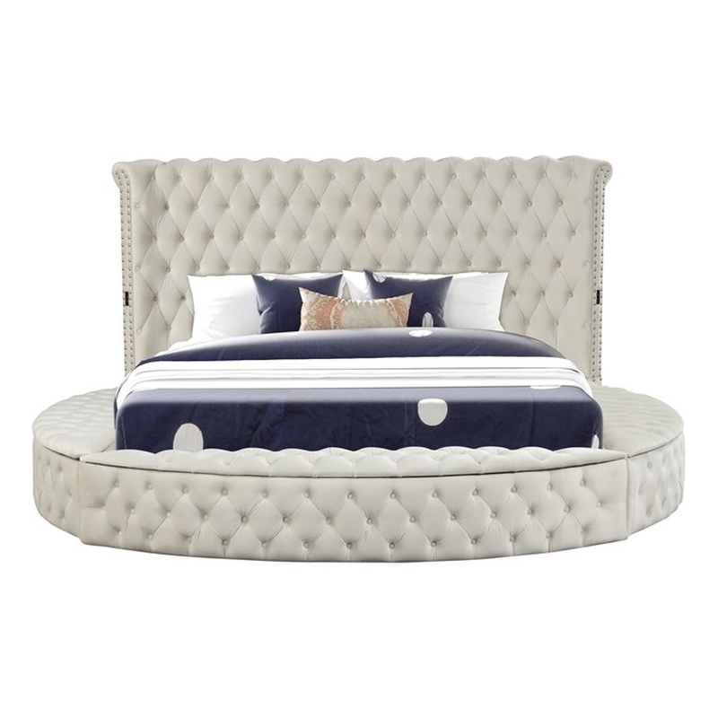 Hazel King 4 Pc Tufted Upholstery Bedroom Set Made with Wood in Cream