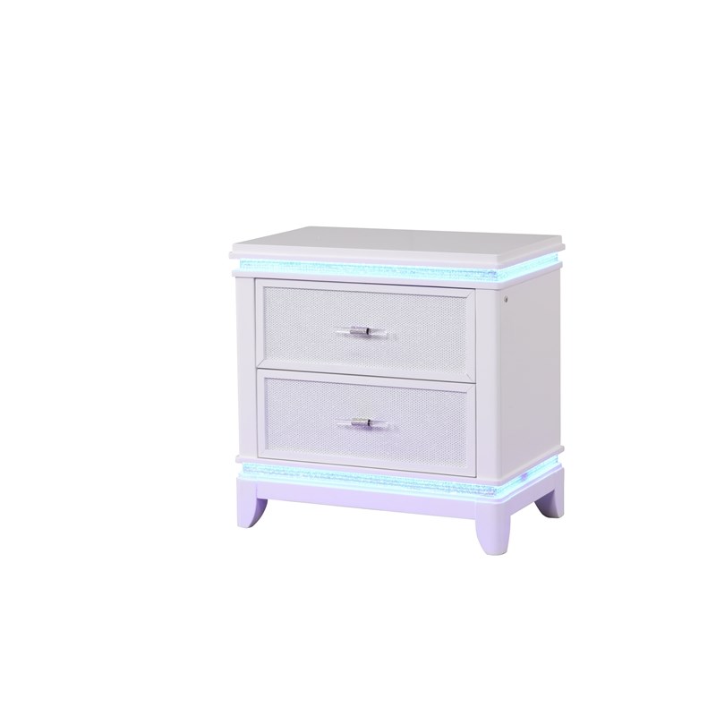 Modern Style Queen 5PC Bedroom Set Made with Wood in Milky White