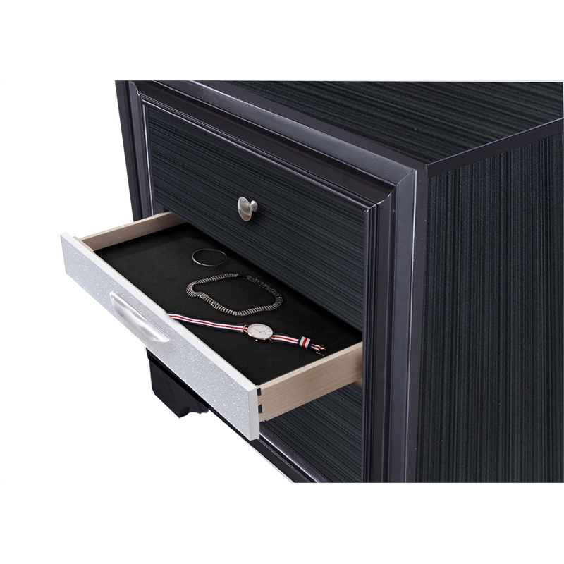 Matrix Traditional Style Full 4 PC Storage Bedroom Set made with Wood  in Black