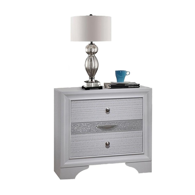 Matrix Traditional Style Full 4 PC Storage Bedroom Set made with Wood  in White