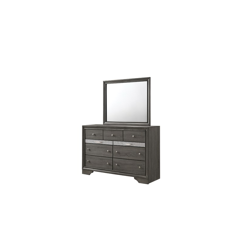 Matrix Traditional Style Full 5 PC Storage Bedroom Set made with Wood in Gray