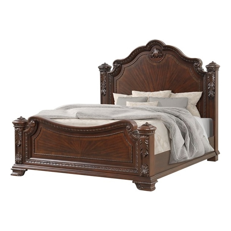 Vintage Traditional Style Queen Bed Made With Wood in Walnut