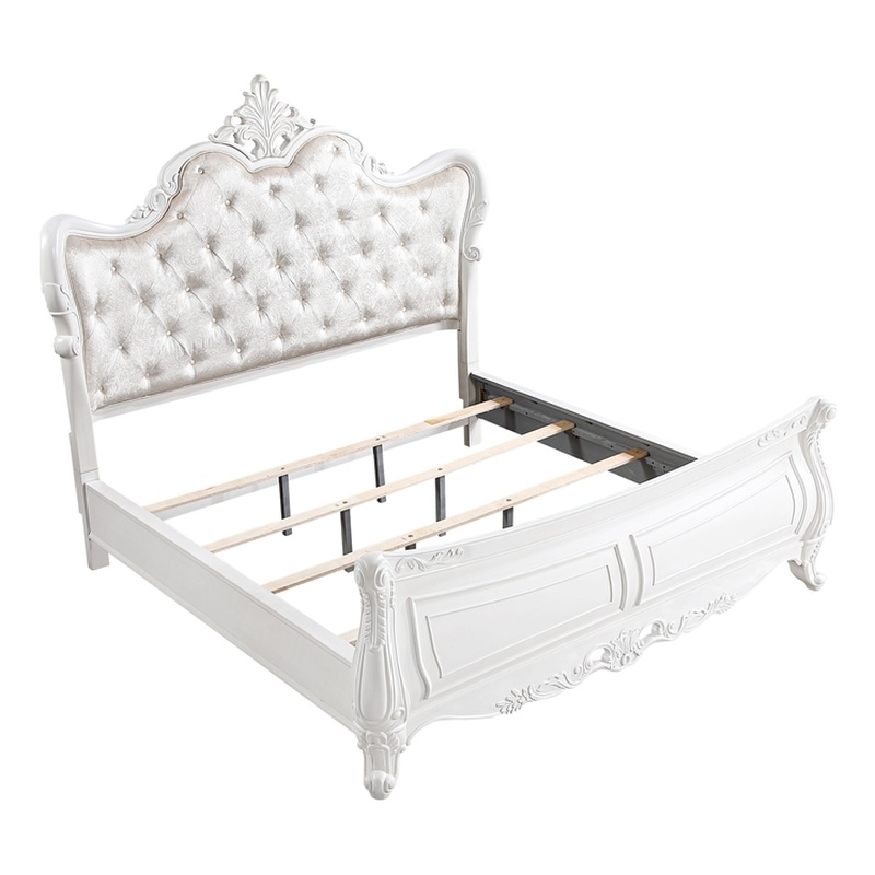 Opulence Traditional Style Queen Bed Made With Wood in Pearl White