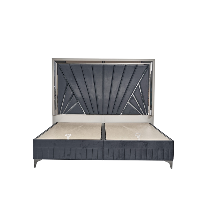 Lavita Contemporary Style Queen 5Pc Bedroom Set made with Wood in Black & Gold