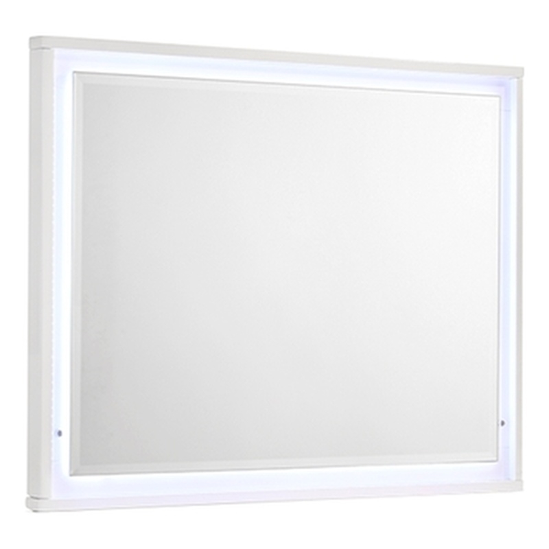 Manhattan Mirror with Lacquer & LED Lighting Solid + Manufactured Wood in White