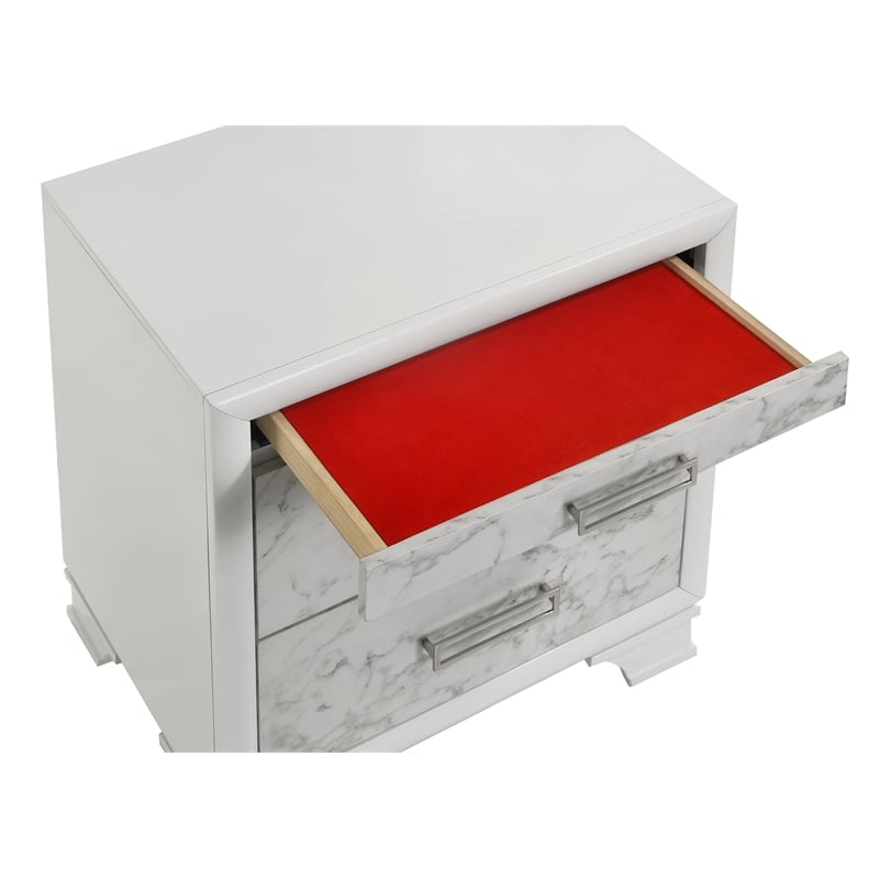 Soul King 4PC Set including Manufactured Wood & Marble Accents in White