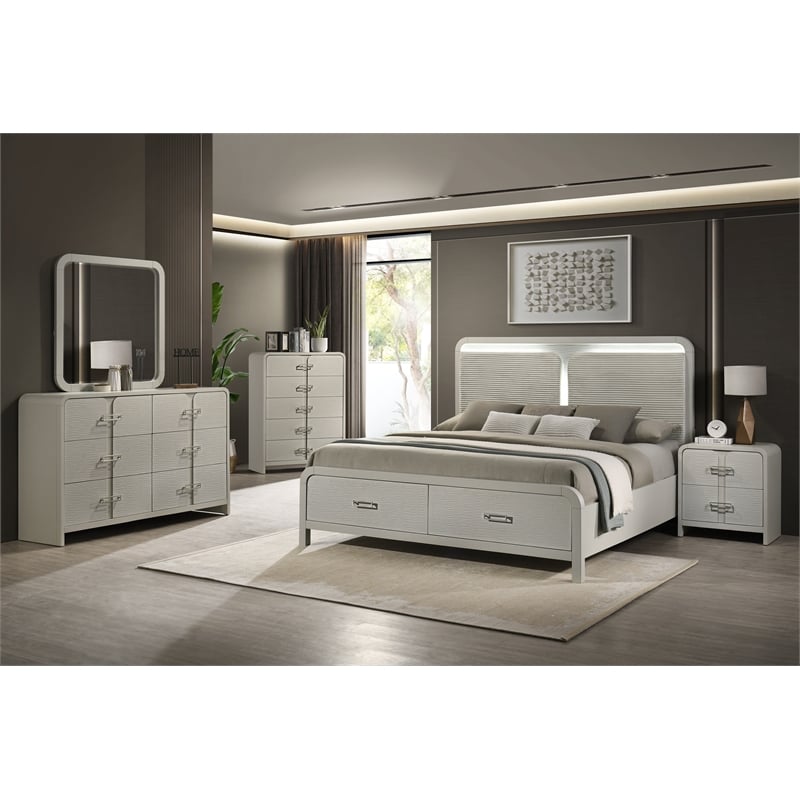 Aria Modern style 5-Drawer Chest Made With wood in Beige Color