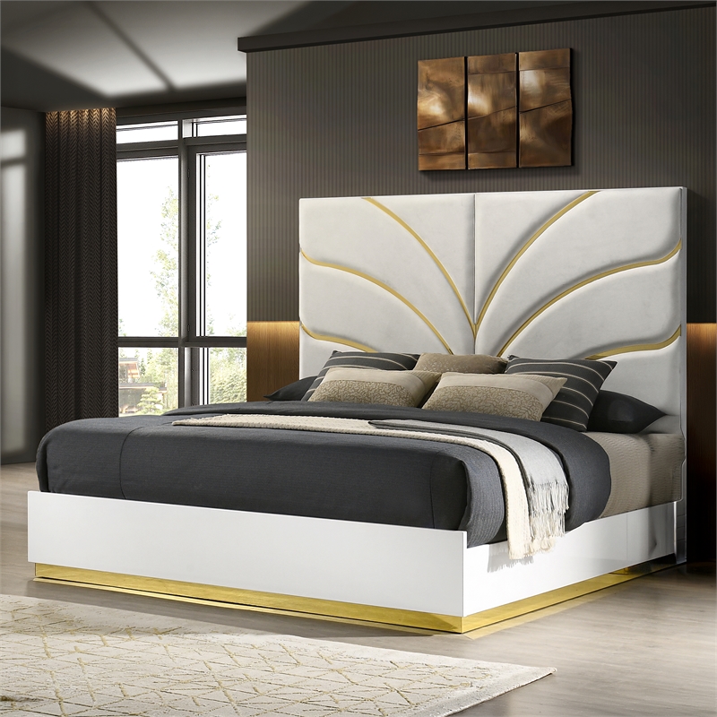 Giovanni Queen Bed in White and Gold Finish