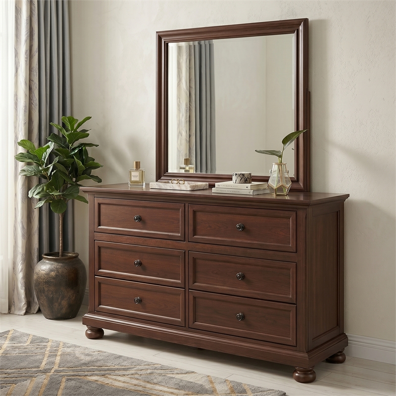 Boston Traditional Queen 5 Pc Bedroom Set in Walnut