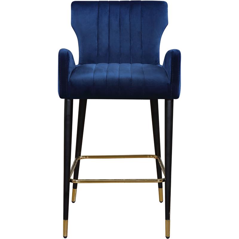 Meridian Furniture Luxe 28