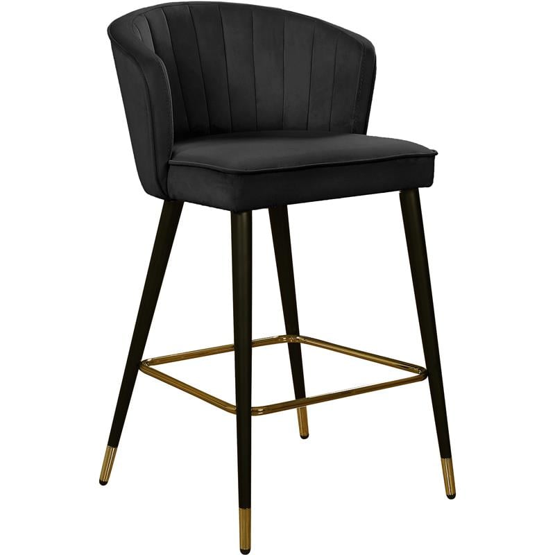 Meridian Furniture Cassie 28