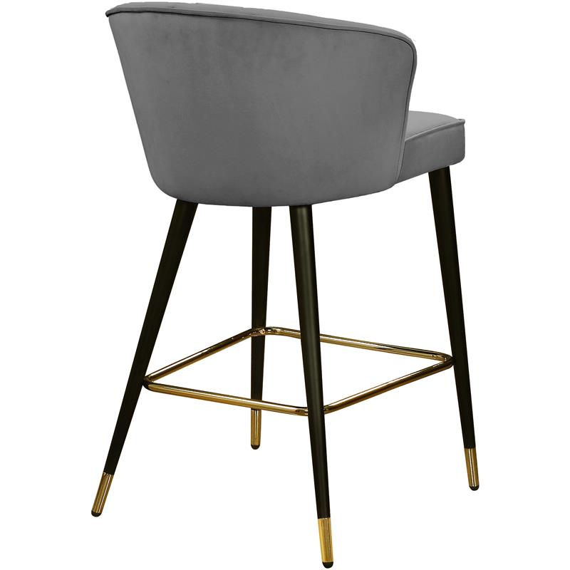 Meridian Furniture Cassie 28