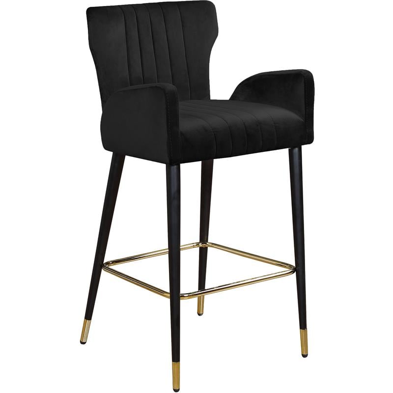 Meridian Furniture Luxe 28